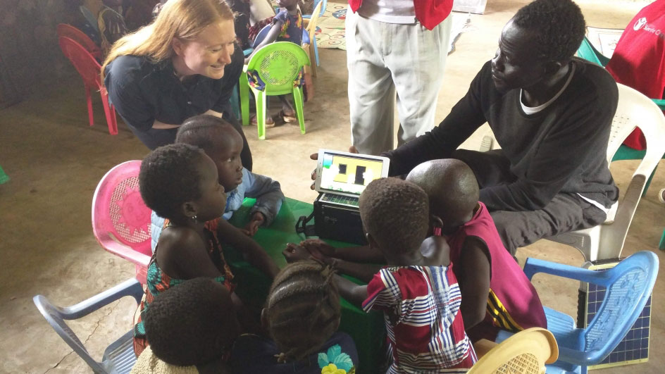 ASU’s SolarSPELL digital libraries help teachers in Ethiopian refugee camps